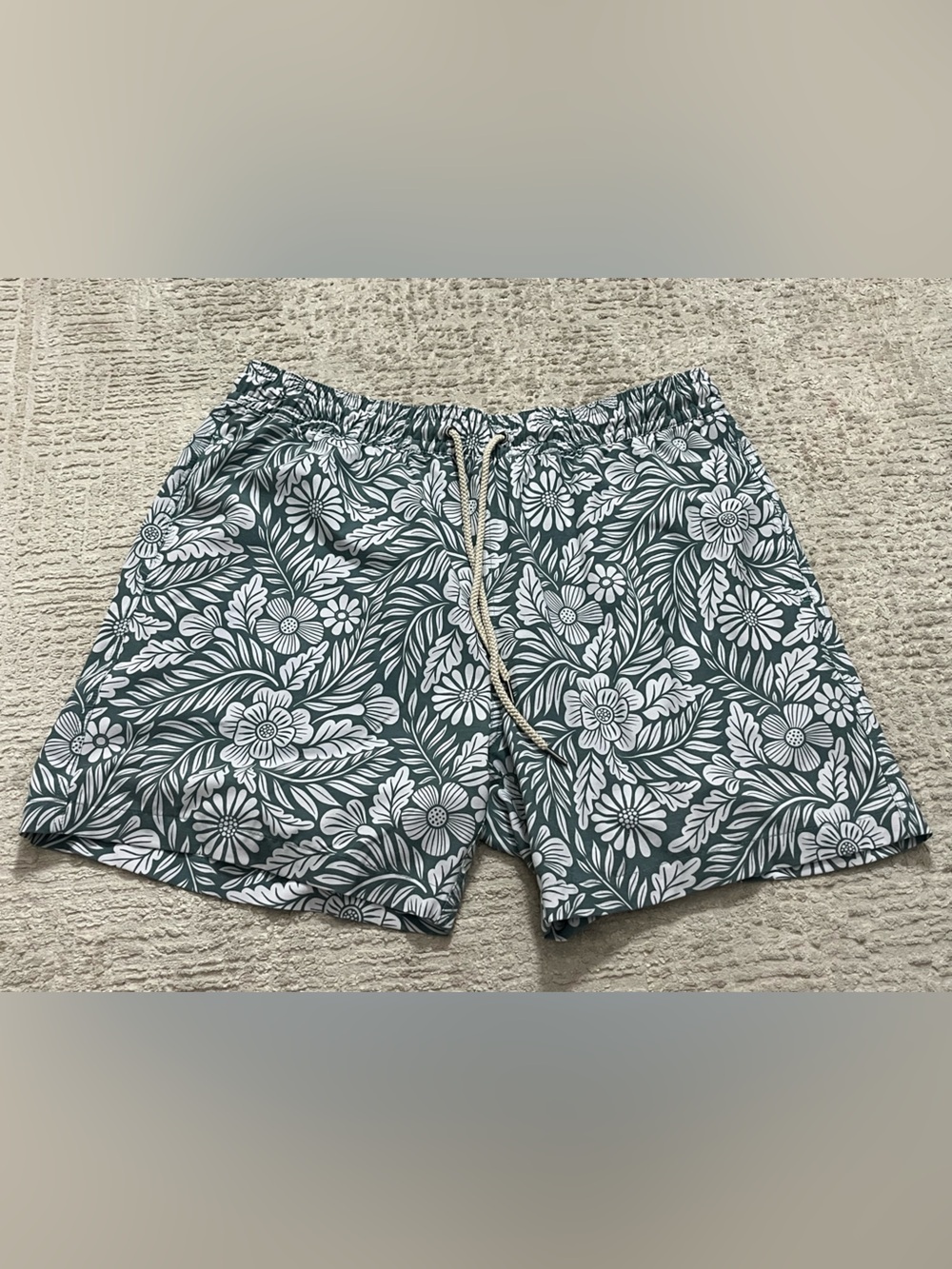 Fair Harbor Floral Swim Trunks 6”